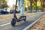 Verkehrsregeln für E-Scooter: Was Sie im Straßenverkehr beachten müssen
